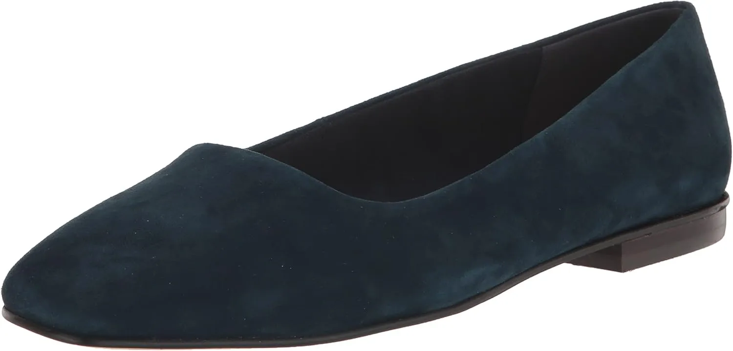 Bella Vita Women's Kimiko Ballet Flat