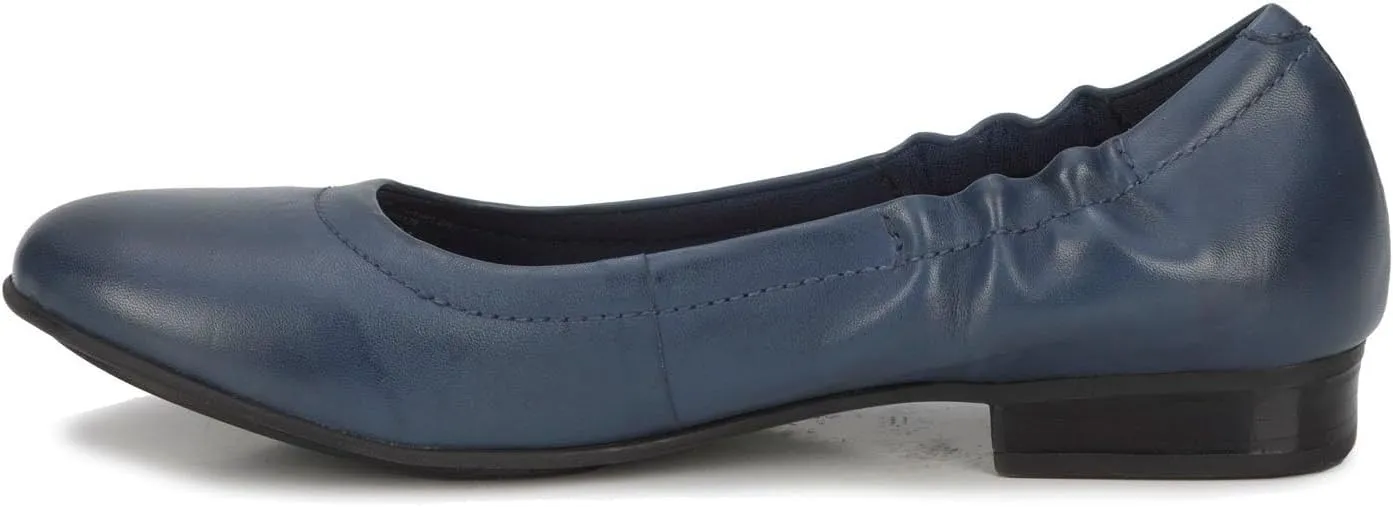 Ros Hommerson Women's TESS Comfortable Cushioned Flat