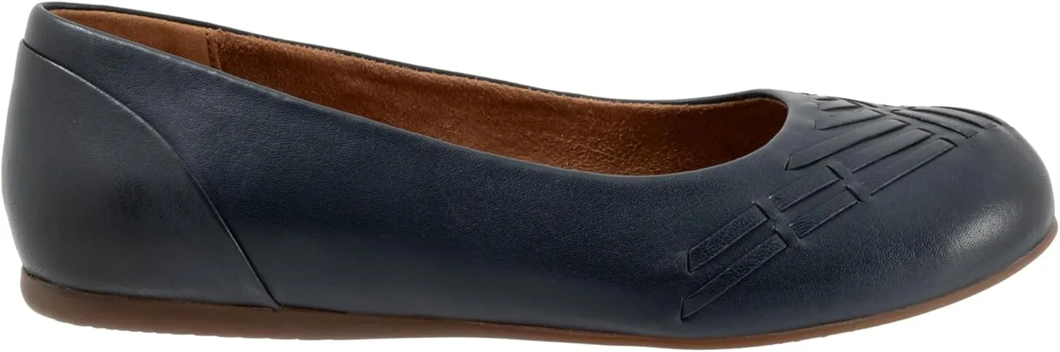 SoftWalk Women's Sonoma Weave Ballet Flat