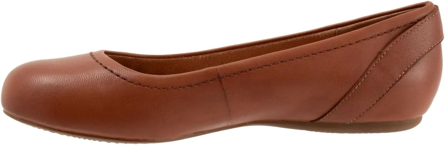 SoftWalk Women's Sydney Ballet Flat