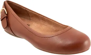SoftWalk Women's Sydney Ballet Flat