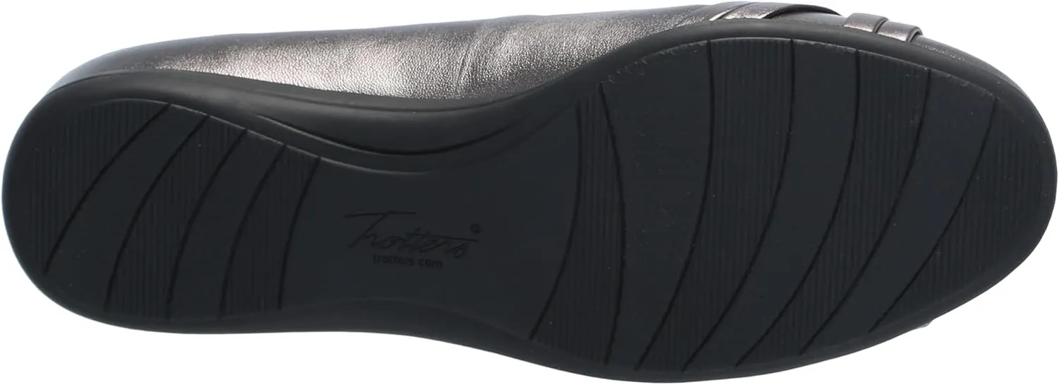 Trotters Women's Daphne Ballet Flat