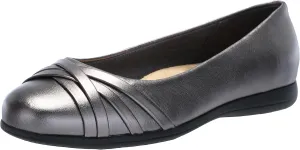 Trotters Women's Daphne Ballet Flat