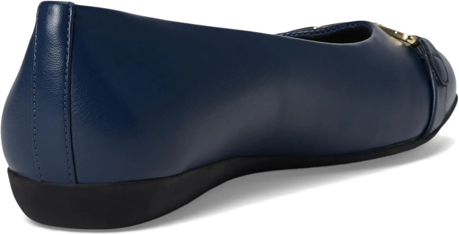 Trotters Women's Sadie Ballet Flat
