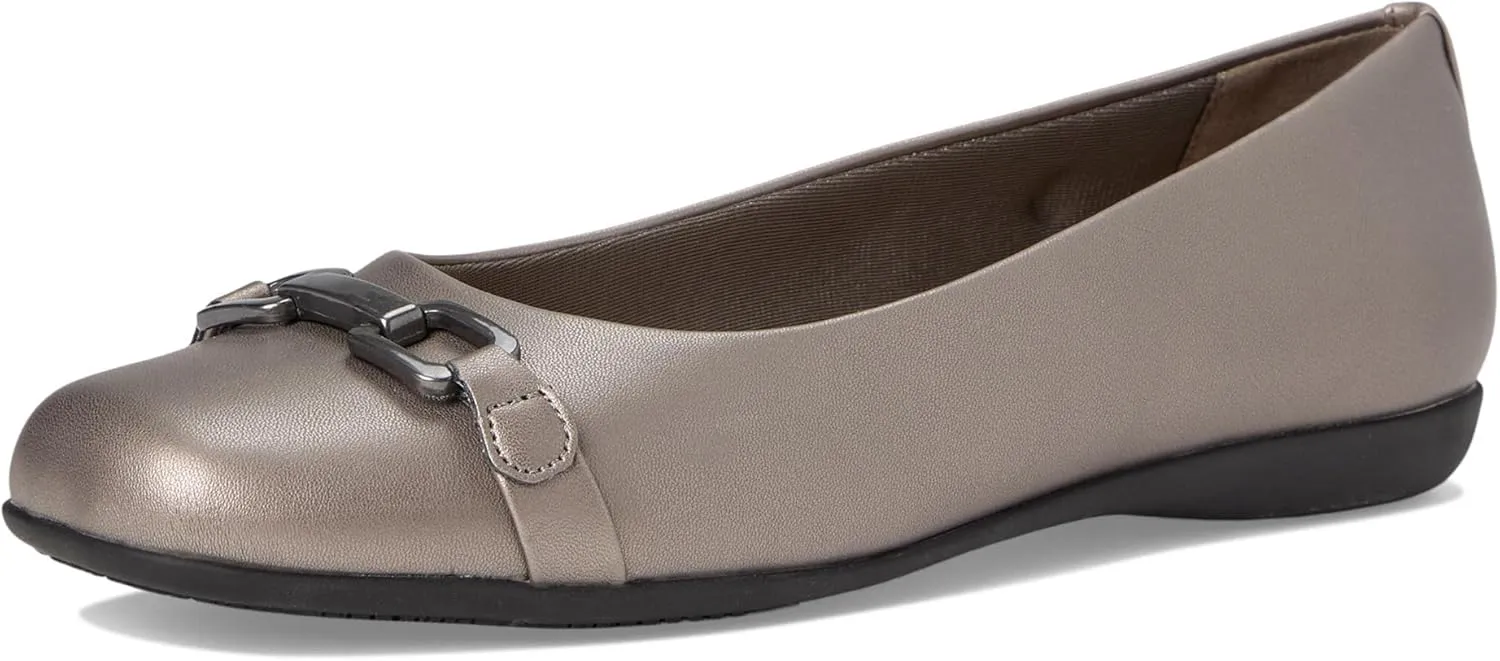 Trotters Women's Sadie Ballet Flat
